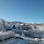 Pensión Karkonoskie Widoki - Jacuzzi Z Widokiem Na Sniezke - Pyszne Sniadania I Parking W Cenie - Z Balkonami