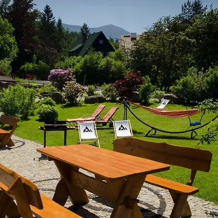 Гостевой дом Karkonoskie Widoki 3*