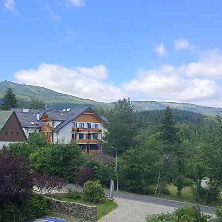 Karkonoskie Widoki - Jacuzzi Z Widokiem Na Sniezke - Pyszne Sniadania I Parking W Cenie - Z Balkonami 3* Karpacz